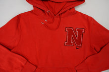 Load image into Gallery viewer, Nike Pullover | L