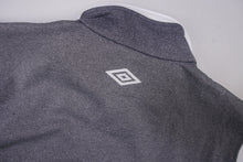 Load image into Gallery viewer, Vintage Umbro Trackjacket | S