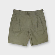 Load image into Gallery viewer, Vintage Lacoste Shorts | L