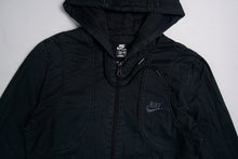 Load image into Gallery viewer, Vintage Nike Jacket | Wmns M