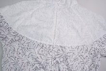 Load image into Gallery viewer, Vintage Nike Full Zippable Jacket | M
