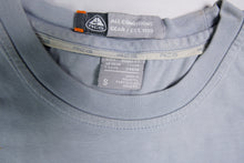 Load image into Gallery viewer, Vintage Nike ACG Shirt | S
