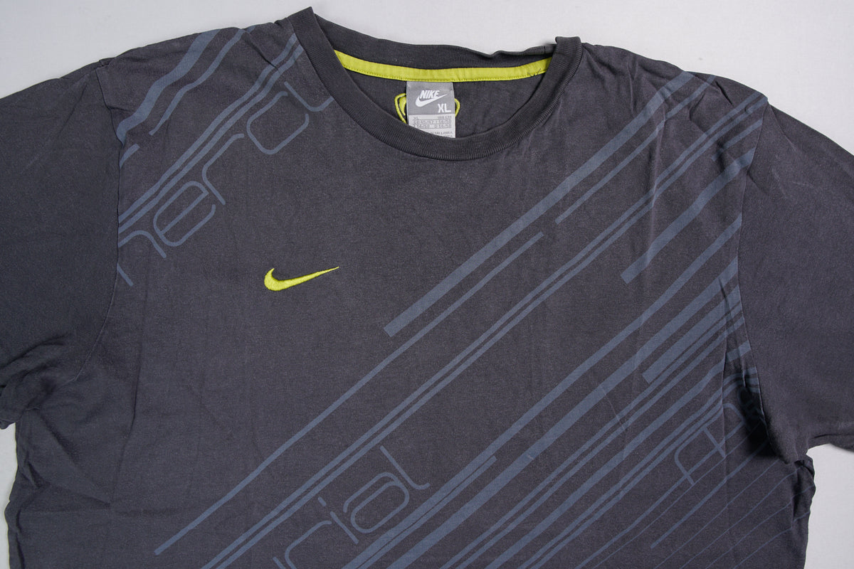 Vintage Nike T-Shirt | L