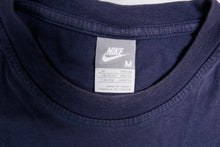 Load image into Gallery viewer, Vintage Nike T-Shirt | M