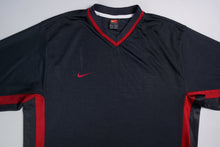 Load image into Gallery viewer, Vintage Nike Shirt | XL