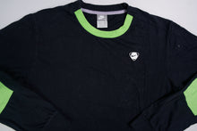 Load image into Gallery viewer, Vintage Nike &quot;The Playmaker&quot; Longsleeve | L