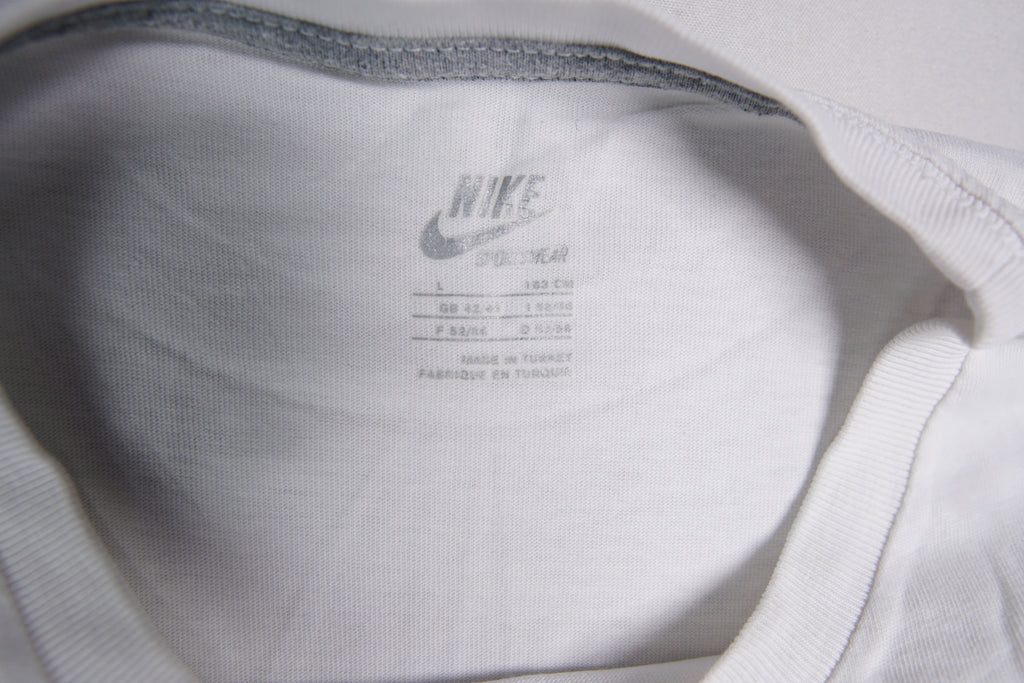 Vintage Nike T-Shirt | L