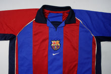 Load image into Gallery viewer, Vintage FC Barcelona Jersey | L