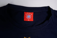 Load image into Gallery viewer, FC Bayern 2014 T-Shirt | XL