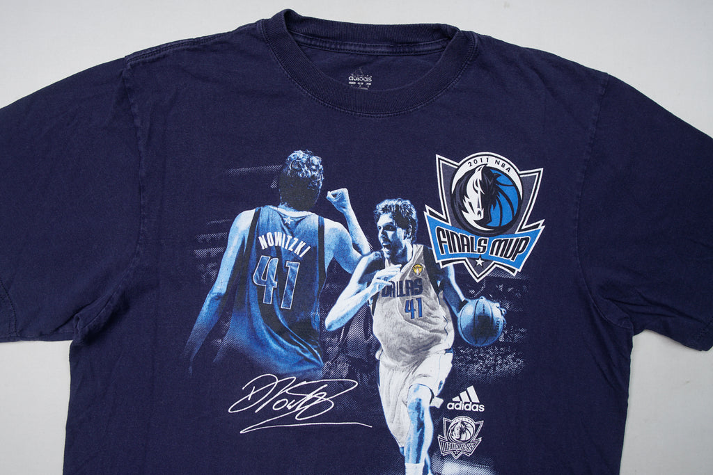Vintage Adidas Nowitzki T-Shirt | L