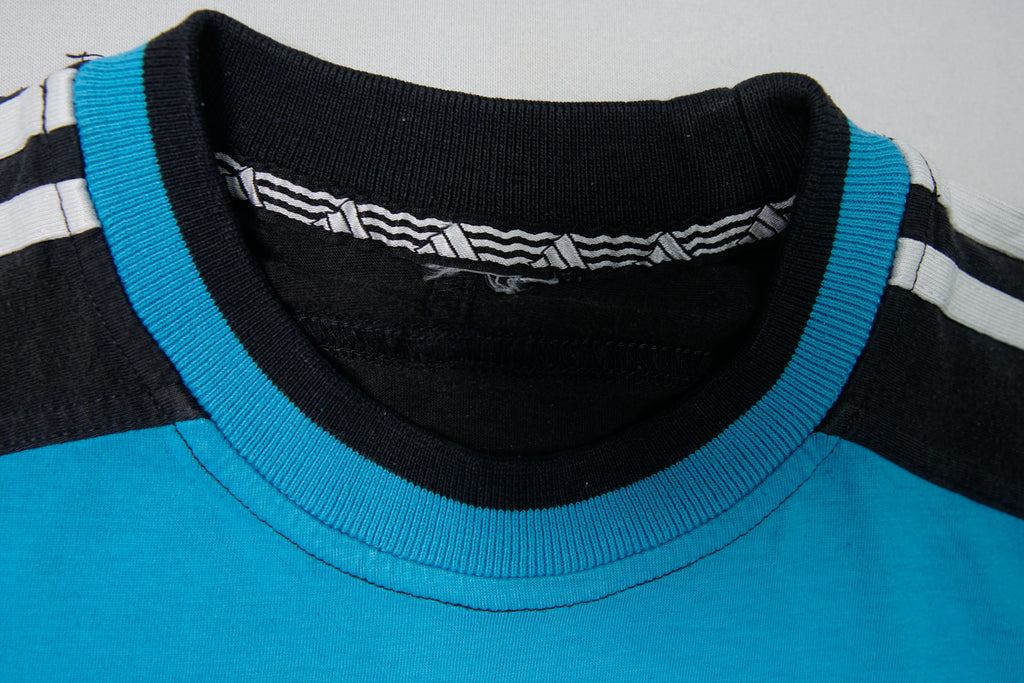 Vintage Adidas T-Shirt | XS