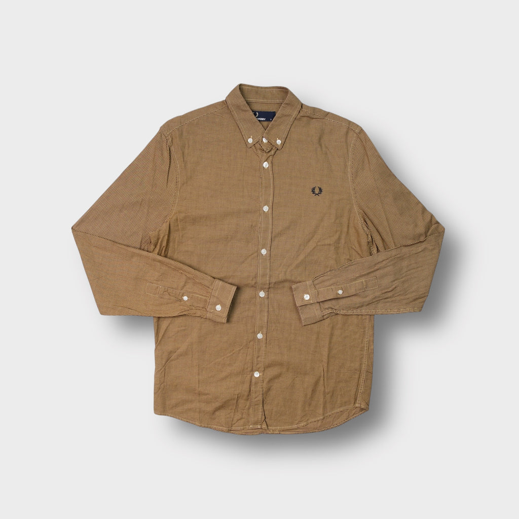 Fred Perry long-sleeve shirt in beige houndstooth with embroidered Laurel Wreath logo.