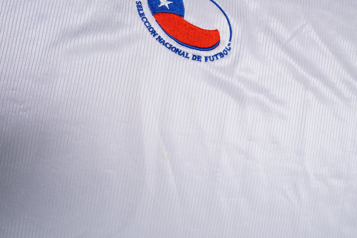 Vintage Umbro Chile 00-02 Away Jersey | XL