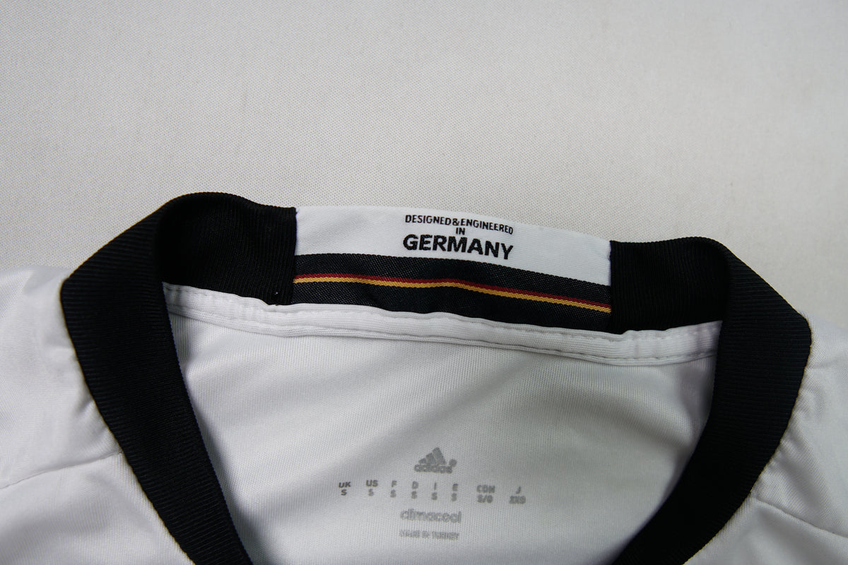 Adidas DFB 2016 Özil Jersey | S