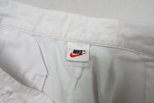 Load image into Gallery viewer, Vintage Nike Shorts | L