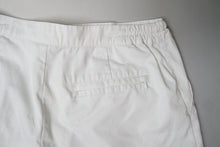 Load image into Gallery viewer, Vintage Nike Shorts | L