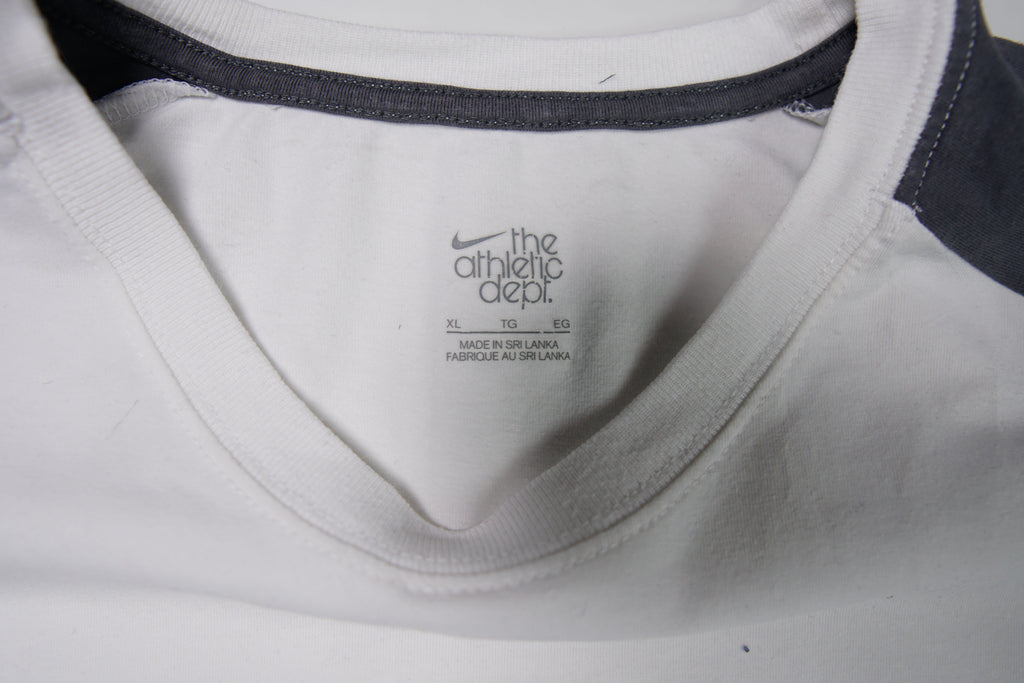 Nike Athdpt T-Shirt | XL