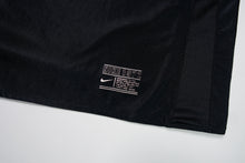 Load image into Gallery viewer, Vintage Nike Reversible Warm Up Shirt | M