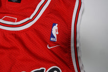 Load image into Gallery viewer, Vintage Nike Chicago Bulls Jordan Jersey | M