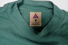 Load image into Gallery viewer, Nike ACG Longsleeve | L