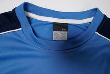 Load image into Gallery viewer, Vintage Nike Shirt | M