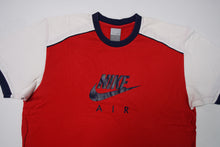 Load image into Gallery viewer, Vintage Nike T-Shirt | M