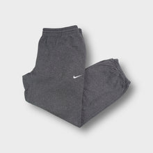Load image into Gallery viewer, Vintage Nike Sweatpants | L