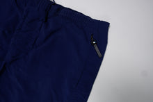 Load image into Gallery viewer, Vintage Adidas Trackpants | M