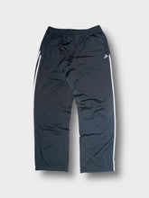 Load image into Gallery viewer, Vintage Adidas Trackpants | L
