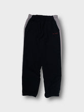 Load image into Gallery viewer, Vintage Nike Trackpants | L