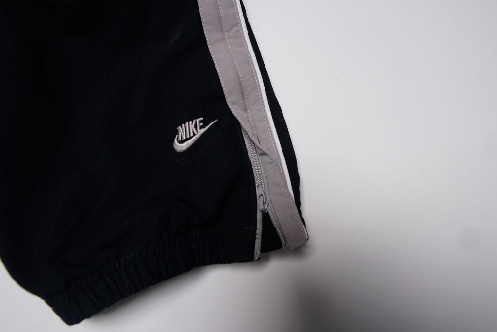 Vintage Nike Trackpants | L