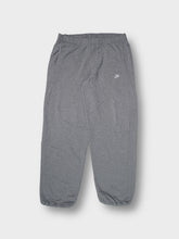 Load image into Gallery viewer, Vintage Nike Sweatpants | L