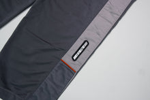 Load image into Gallery viewer, Vintage Nike Trackpants | L