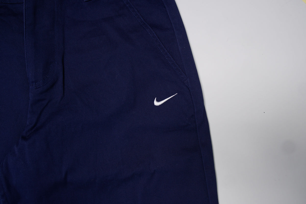 Nike Chinohose | M / 30