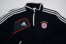 Load image into Gallery viewer, Vintage Adidas FC Bayern Fleecesweater | M