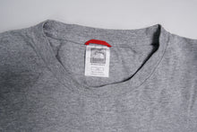 Load image into Gallery viewer, The North Face Longsleeve | L