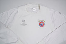 Load image into Gallery viewer, Adidas FC Bayern Champions League Sweater | M
