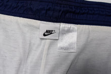 Load image into Gallery viewer, Vintage Nike Trackpants | L