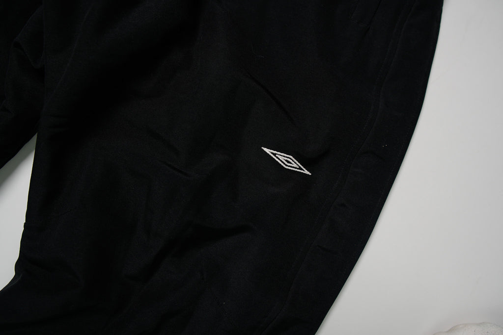 Vintage Umbro Trackpants | XL