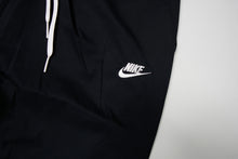 Load image into Gallery viewer, Nike Trackpants | XL