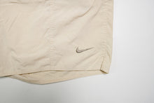 Load image into Gallery viewer, Vintage Nike Shorts | L