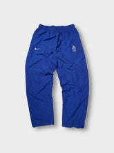 Load image into Gallery viewer, Vintage Nike Netherlands Trackpants | XL