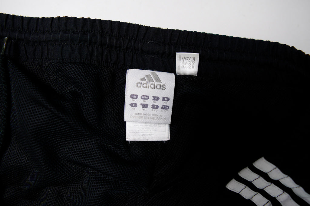 Vintage Adidas Trackpants | XL