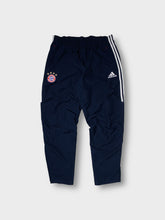 Load image into Gallery viewer, Adidas FC Bayern Trackpants | M