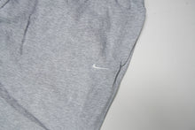 Load image into Gallery viewer, Vintage Nike Sweatpants | L