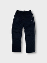 Load image into Gallery viewer, Vintage Nike Trackpants | M