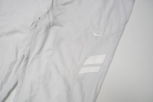 Load image into Gallery viewer, Vintage Nike Trackpants | L