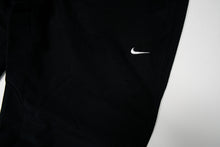Load image into Gallery viewer, Vintage Nike Trackpants | Wmns M