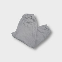 Load image into Gallery viewer, Vintage Nike Sweatpants | L