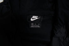 Load image into Gallery viewer, Nike Jacket | M